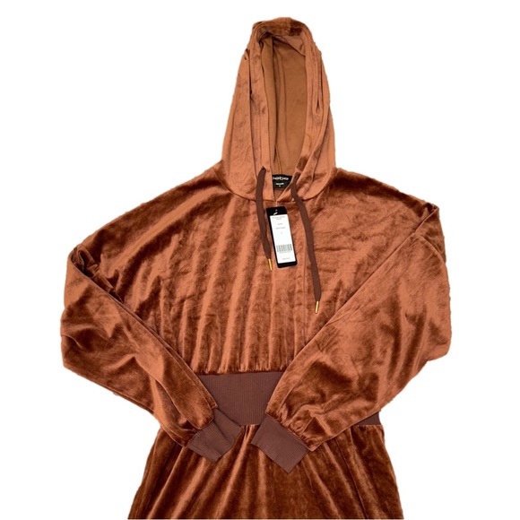 Bebe Velour Hoodie dress NEW WITH TAGS ! - Picture 5 of 12